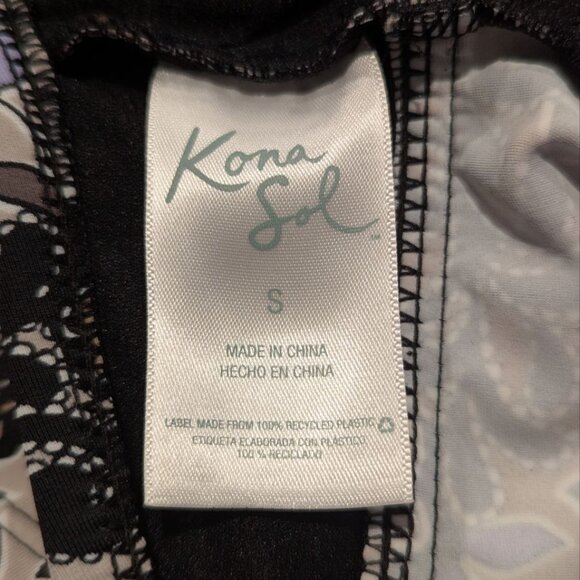 Kona Sol Handkerchief Halter Backless top - Small - Picture 8 of 8